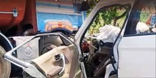 बड़वानी में टैंकर-कार की टक्कर में 4 की मौत, 3 घायल, बारात से लौट रहे थे सभी