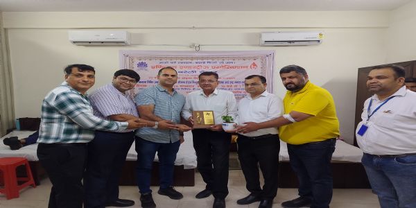 रक्तदान व नेत्र जांच शिविर में उमड़ा जनसैलाब, 60 यूनिट रक्त संग्रह