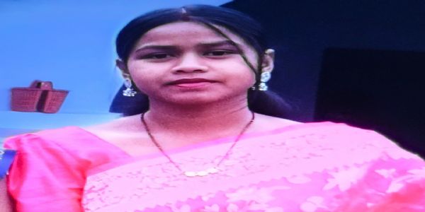 नवविवाहिता की संदिग्ध मौत, फंदे से लटकता मिला शव