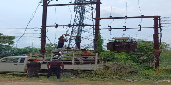 सरप्लस बिजली के दावे के बीच कटौती जारी, उपभोक्ता परेशान