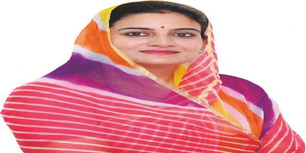 भ्रम फैला रही कांग्रेस’: राखी राठौड़ ने अलका लांबा पर साधा निशाना