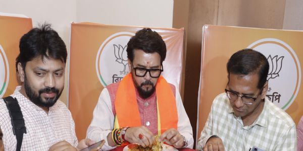 अनुराग ठाकुर