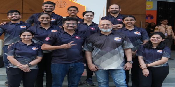 शूटिंग लीग ऑफ महाराष्ट्र की विजेता सोबो जायंट्स की टीम