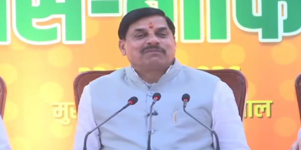 प्रेस कॉन्फ्रेंस को संबोधित करते मुख्यमंत्री डॉ. मोहन यादव