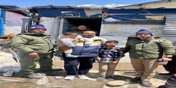 केदारनाथ धाम में अपनों से बिछड़े बालक के लिए देवदूत बनी पुलिस