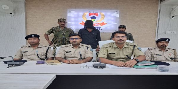 जमीन कारोबारी से 1.20 करोड़ की रंगदारी मांगने वाला अपराधी गिरफ्तार