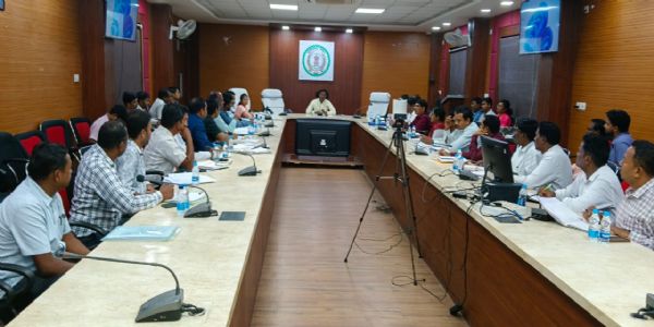 उर्वरक कालाबाजारी पर सख्ती, पर्याप्त उपलब्धता सुनिश्चित करने के निर्देश