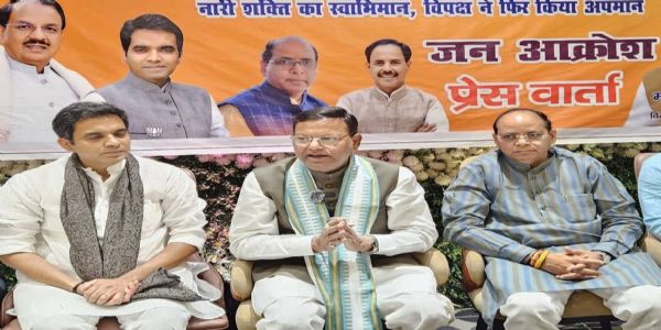 महिलाएं संभालेगी जिम्मेदारी, तो खत्म होगी परिवार की यारी : पंकज चौधरी