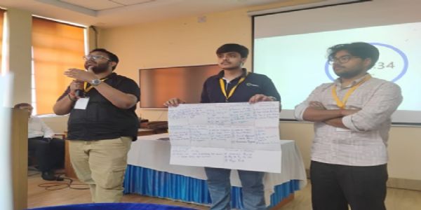 बीआईटी के छात्रों ने फूड डिलीवरी केस स्टडी को किया प्रस्तुत