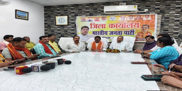 कांग्रेस, राजद, टीएमसी, सपा, जेएमएम ने गिराया नारी शक्ति वंदन अधिनियम: सांसद