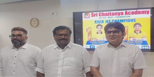जेईई मेन रिजल्ट में श्री चैतन्य अकादमी का उत्कृष्ट प्रदर्शन