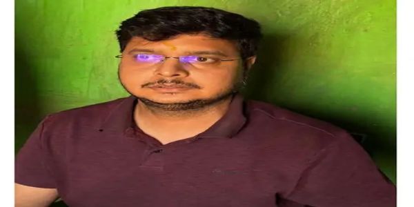 सूरजपुर में पटवारी रिश्वत लेते गिरफ्तार, नामांतरण के नाम पर 25 हजार मांग रहा था