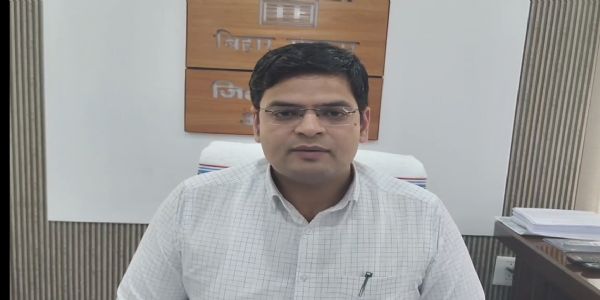 जांच में लापरवाही पर पांच स्वास्थ्यकर्मियों का वेतन रोका,मांगा स्पष्टीकरण