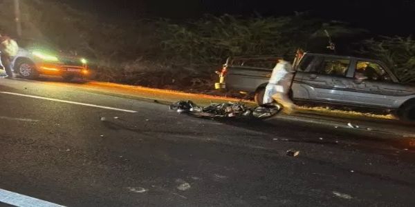 ट्रक की टक्कर से सरपंच व चचेरे भाई की मौत, दोस्त गंभीर