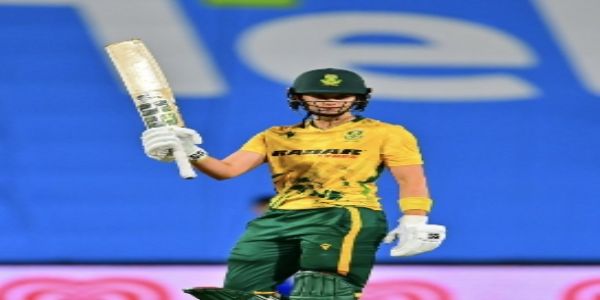 दक्षिण अफ्रीका की कप्तान लॉरा वोल्वार्ड्ट