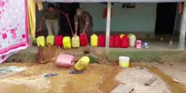 पश्चिम मेदिनीपुर में छापेमारी, 55 लाख से ज्यादा की शराब जब्त