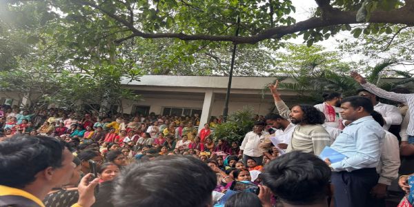 मजदूरों के साथ हो रहे शोषण और अन्याय बर्दाश्त नहीं : देवेन्द्र