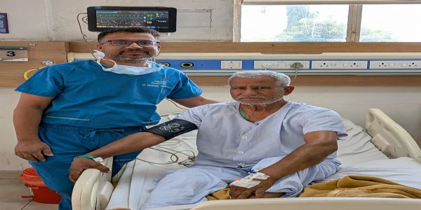 आधुनिक तकनीक का कमाल: बिना सर्जरी सफल पेसमेकर प्रत्यारोपण
