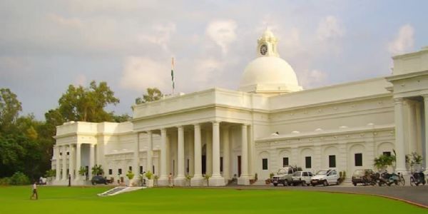 आईआईटी रुड़की : जेईई एडवांस्ड परीक्षा के लिए ऑनलाइन आवेदन आज से 2 मई तक