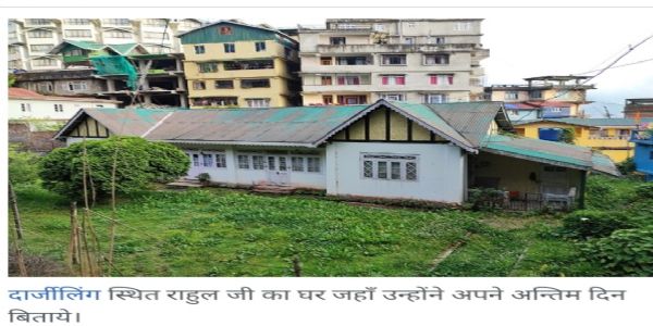 36 भाषाओं के जानकार ने की थी, 8वीं तक की पढ़ाई!