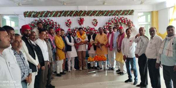 सपा महाराष्ट्र के उपाध्यक्ष बने अजय यादव का जौनपुर में भव्य स्वागत