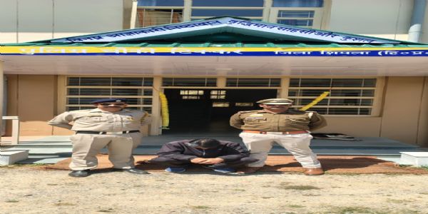 शिमला : चेक बाउंस के दो मामलों में फरार आरोपी गिरफ्तार, कोर्ट ने भेज़ा जेल