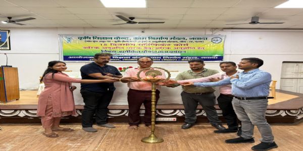 उर्वरक विक्रेताओं के लिए समेकित पोषक तत्व प्रबंधन पर 15 दिवसीय प्रशिक्षण शुरू