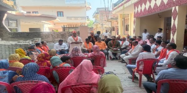 महिला सम्मेलन में गांव गांव से पहुंचकर प्रधानमंत्री के इरादों को करना है मजबूत - हंसराज विश्वकर्मा