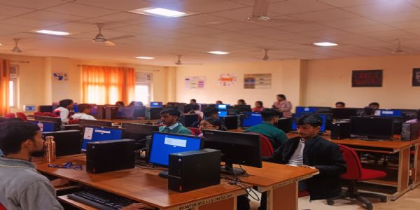 आईटी से लेकर कृत्रिम बुद्धिमत्ता तक करियर के अवसर, सीएसजेएमयू के यूआईईटी में प्रवेश प्रक्रिया शुरू : डॉ आलोक कुमार