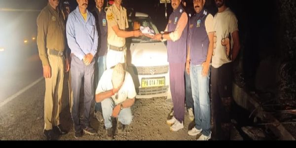 चरस तस्करी के आरोप में महाराष्ट्र निवासी गिरफ्तार