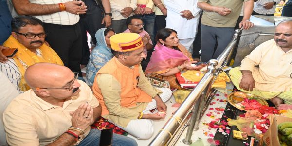 व्यवस्था परिवर्तन के नाम पर फैसला परिवर्तन की सरकार चला रहे हैं सुक्खू : जयराम ठाकुर