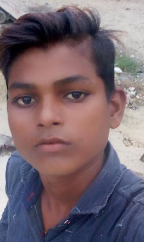 मृतक राहुल की फाईल फोटो