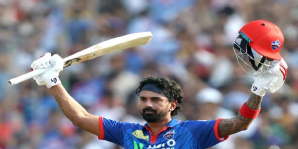 शतक लगाने के बाद केएल राहुल