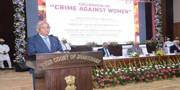 कार्यक्रम को संबोधित करते हुए न्यायमूर्ति विक्रमनाथ