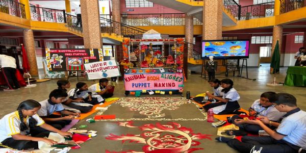 विद्यालय समग्र विकास और रचनात्मक कौशल का केंद्र है: परमजीत कौर