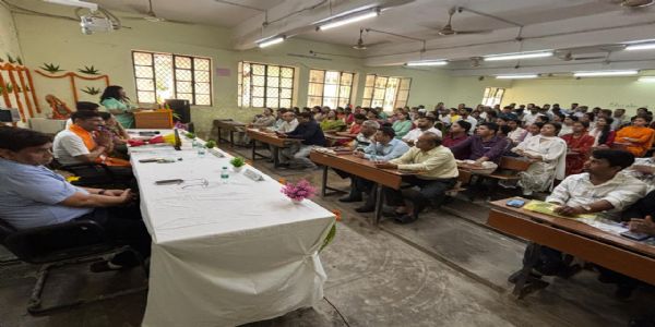 भारतीय शिक्षा को सूचना नहीं, बल्कि ज्ञान का केंद्र बनाना होगा : प्रो. राजशरण शाही