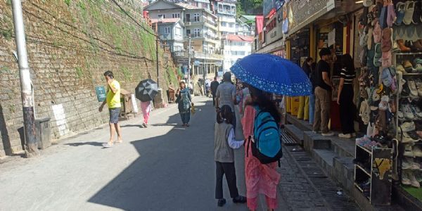 हिमाचल में गर्मी का कहर, पारा 42 डिग्री पार, चार जिलों में लू का अलर्ट