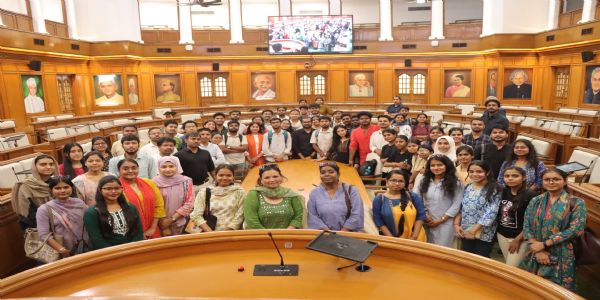 दिल्ली विधानसभा में ‘साप्ताहिक यूथ आउटरीच कार्यक्रम’ का शुभारंभ