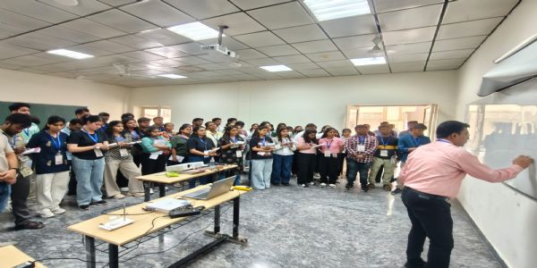 इलेक्ट्रोकेमिस्ट्री पर तीन दिवसीय अंतरराष्ट्रीय कार्यशाला ने रचा नया आयाम