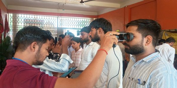 यूपी होमगार्ड्स परीक्षा: जौनपुर में 19 केंद्रों पर 50 हजार अभ्यर्थी शामिल