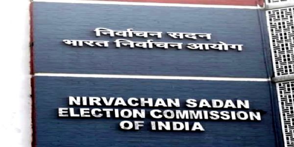 निष्पक्षता में लापरवाही, पांच पुलिस अधिकारी निलंबित