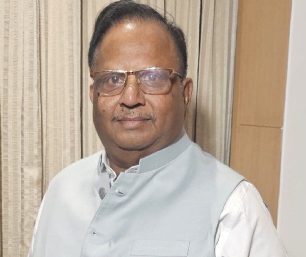 मुरादाबाद हैंडीक्राफ्ट्स एक्सपोर्टर्स एसोसिएशन के महासचिव अवधेश अग्रवाल