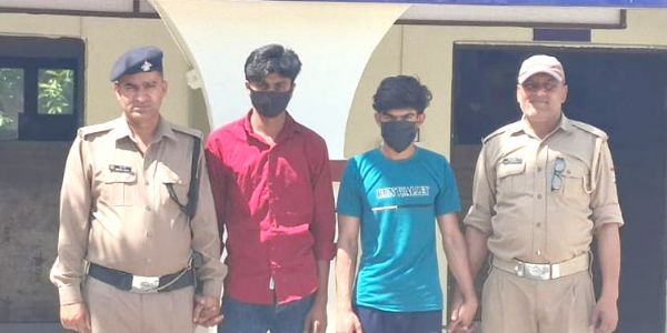 बिजनौर से बरामद हुईं बालिकाएं, दो गिरफ्तार