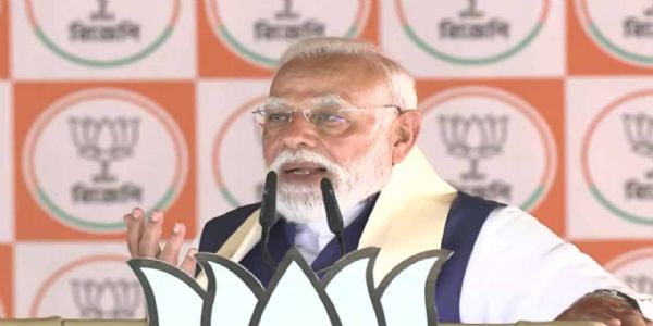 बंगाल में तृणमूल कांग्रेस “मां, माटी, मानुष” के नारे से भटक चुकी है : प्रधानमंत्री मोदी