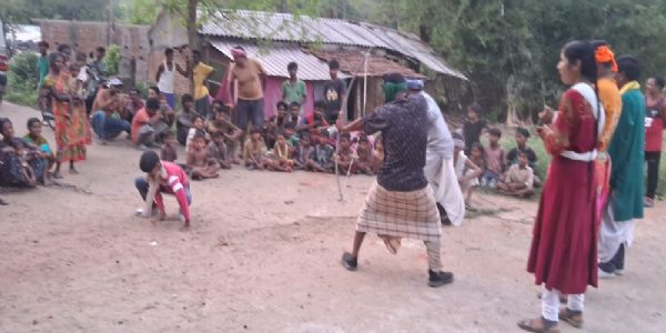 दलमा के गांवों में शिकार परब को लेकर जागरूकता अभियान तेज
