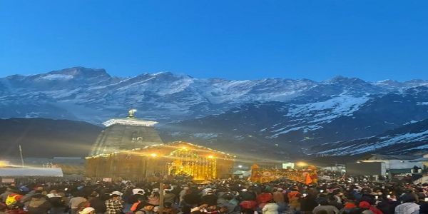 चार धाम यात्रा में उमड़ा आस्था का सैलाब, 2.38 लाख से अधिक श्रद्धालुओं ने किए दर्शन
