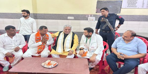 सोनीपत में मंत्री व विधायक ने सुनी प्रधानमंत्री के मन की बात, वार्ड कार्यालयों का शुभारंभ किया