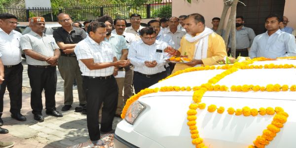 राज्य सरकार पशुपालन के क्षेत्र में समग्र विकास के लिए निरंतर प्रयासरतः विकास सीताराम भाले