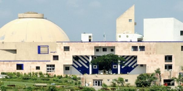 मप्र विधानसभा में विपक्ष के हंगामे के बीच नारी शक्ति वंदन का शासकीय संकल्प पारित