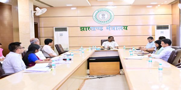 सामाजिक सुरक्षा की योजनाओं का डेटा बेस करें तैयार : मुख्यमंत्री